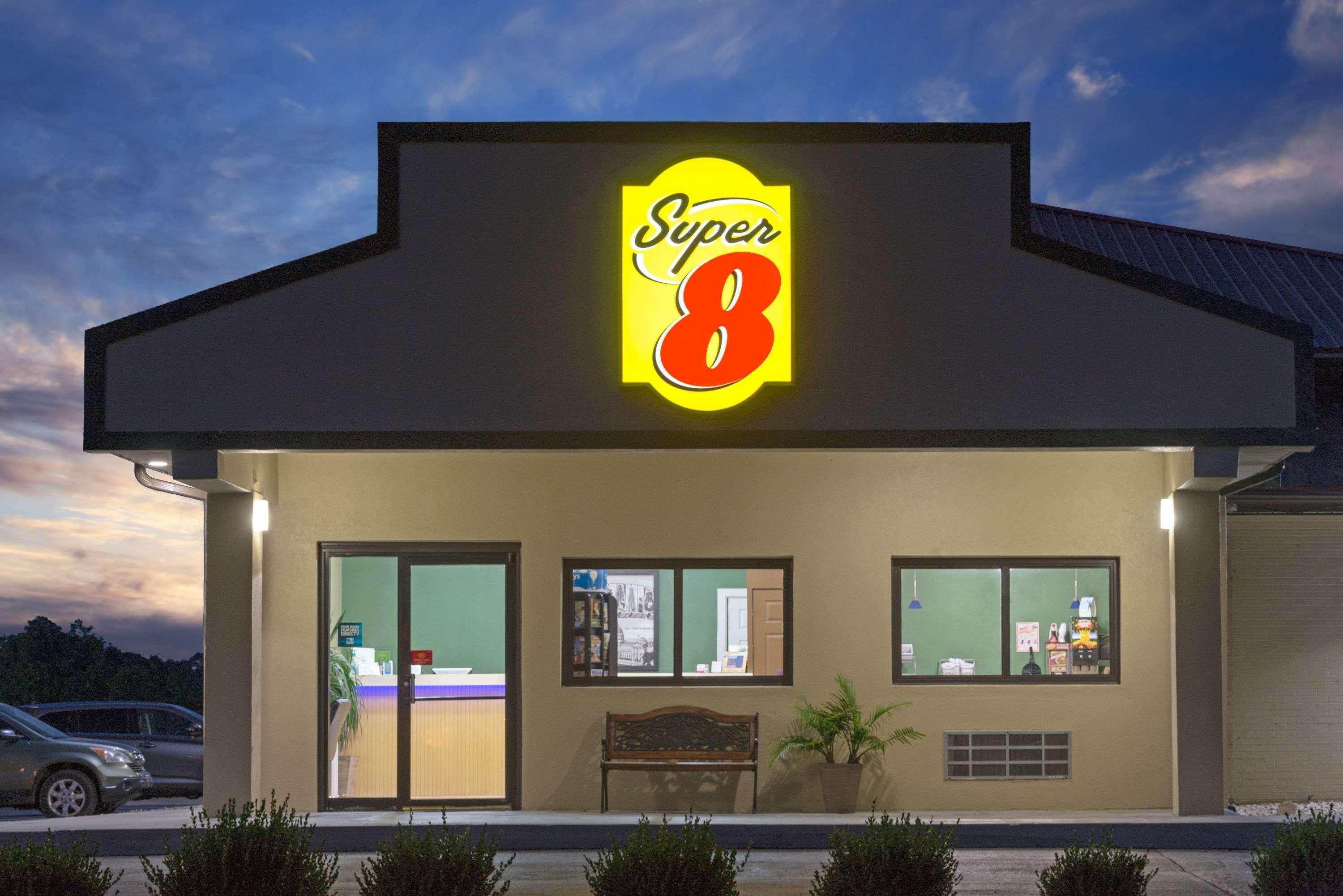 Super 8 By Wyndham Greencastle Esterno foto